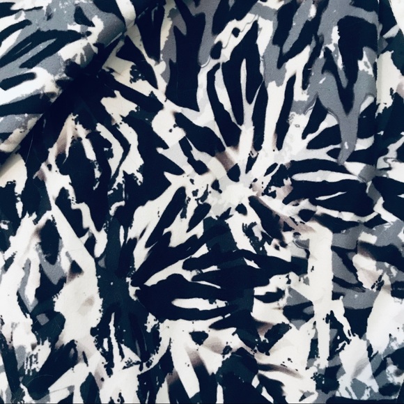 Workout Leggings - Picture 3 of 4